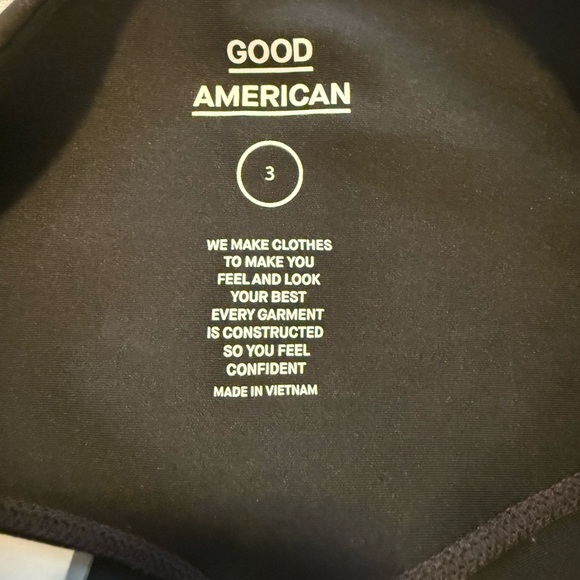 Good American Workout Set; Leggings 3; Top 4 - Picture 4 of 4